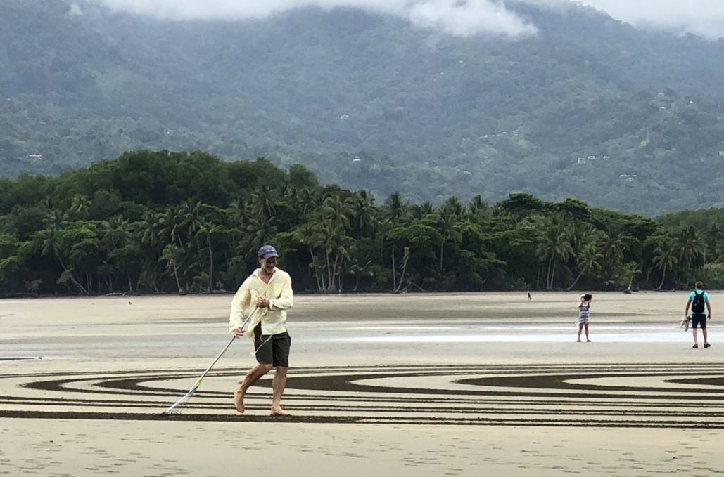 Costa Rica Rake Art