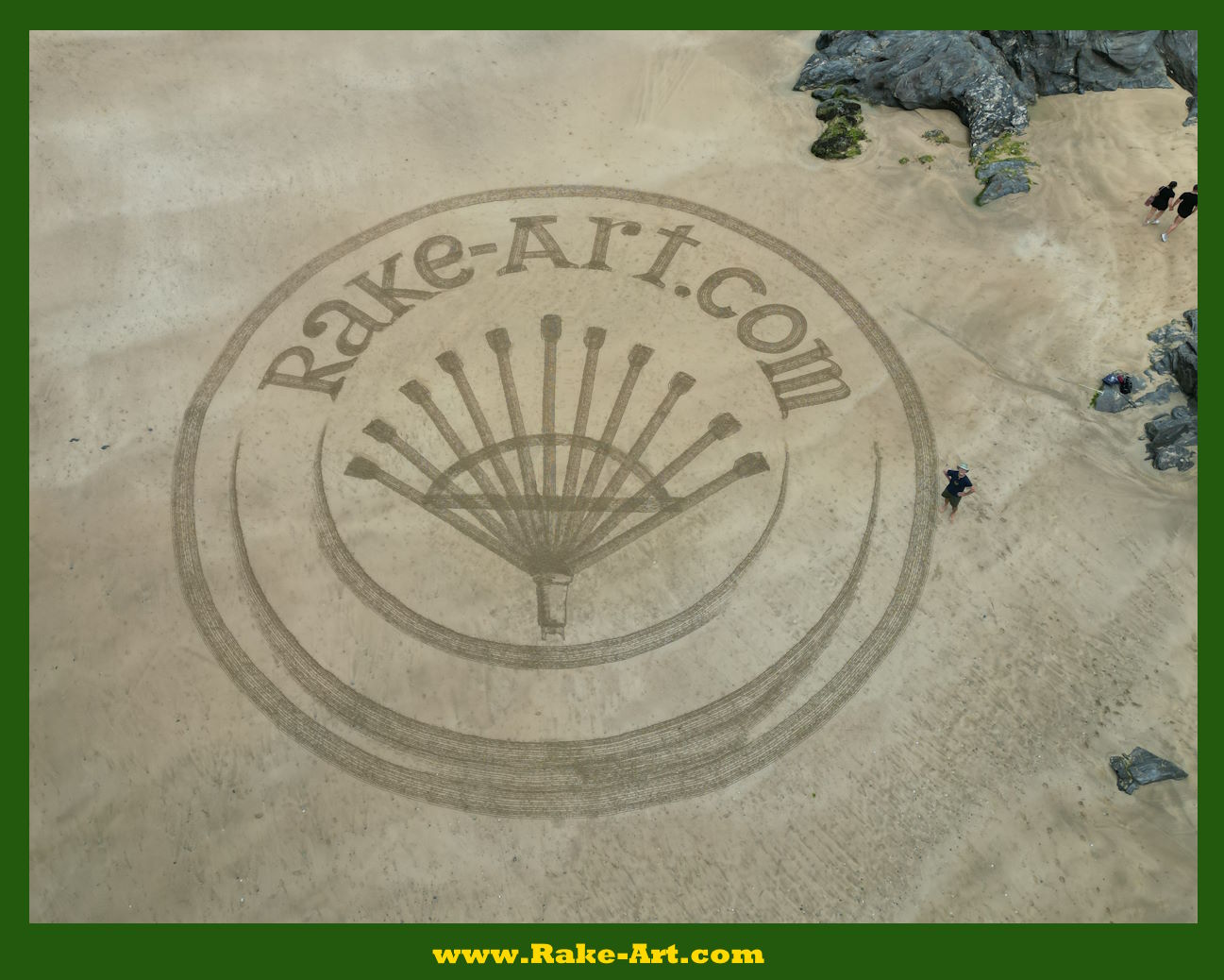 Costa Rica Rake Art